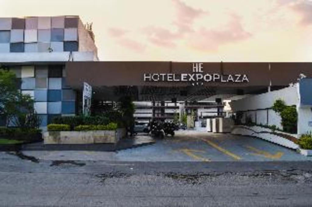 Hotel Portonovo Plaza Expo Zapopan Exteriör bild