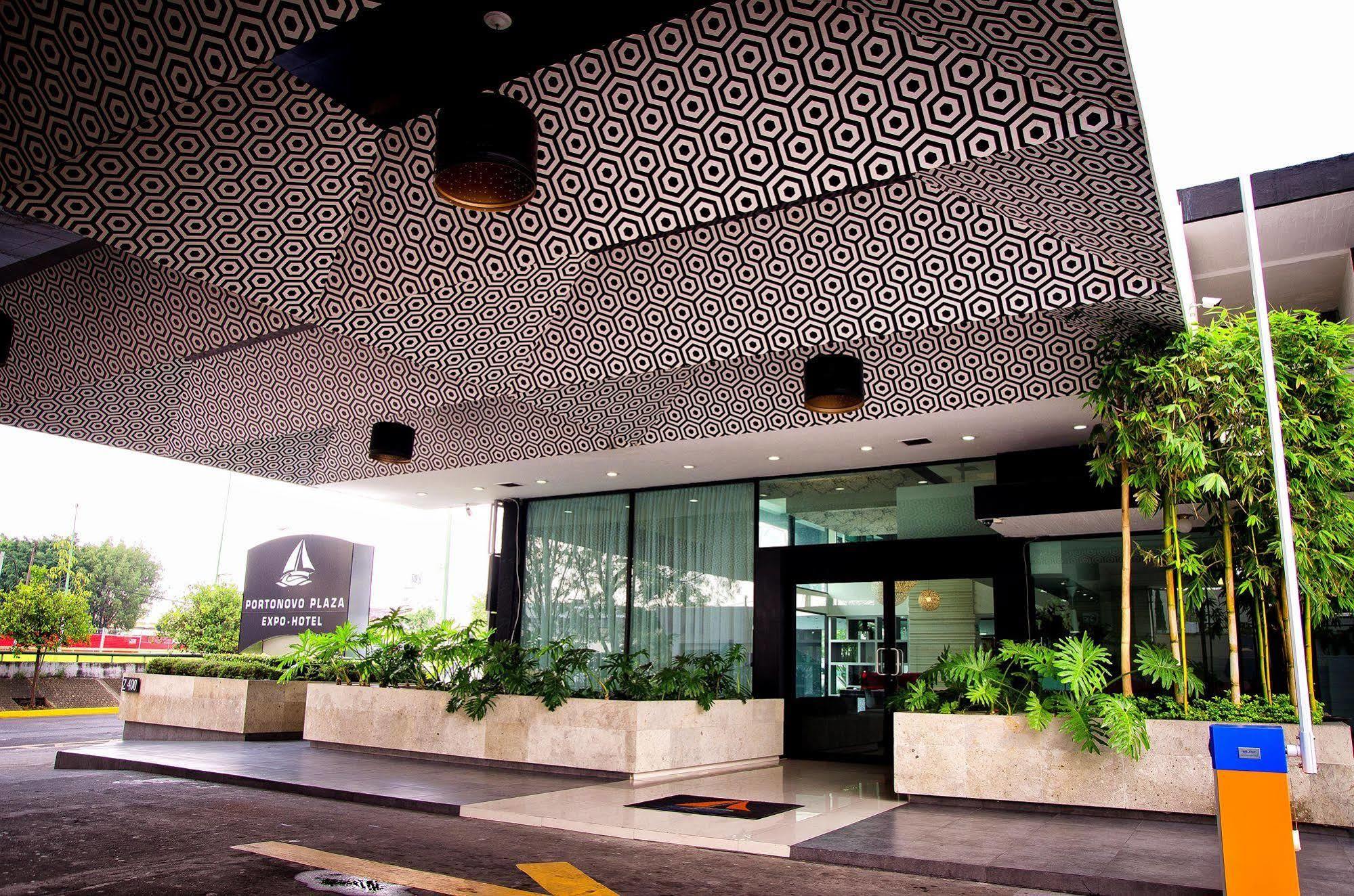 Hotel Portonovo Plaza Expo Zapopan Exteriör bild